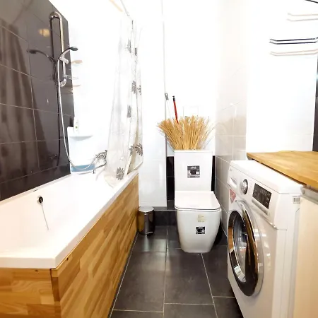 Brivibas Center Appartement *