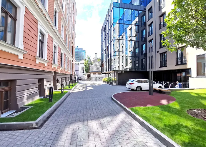 Brivibas Center Dzīvoklis